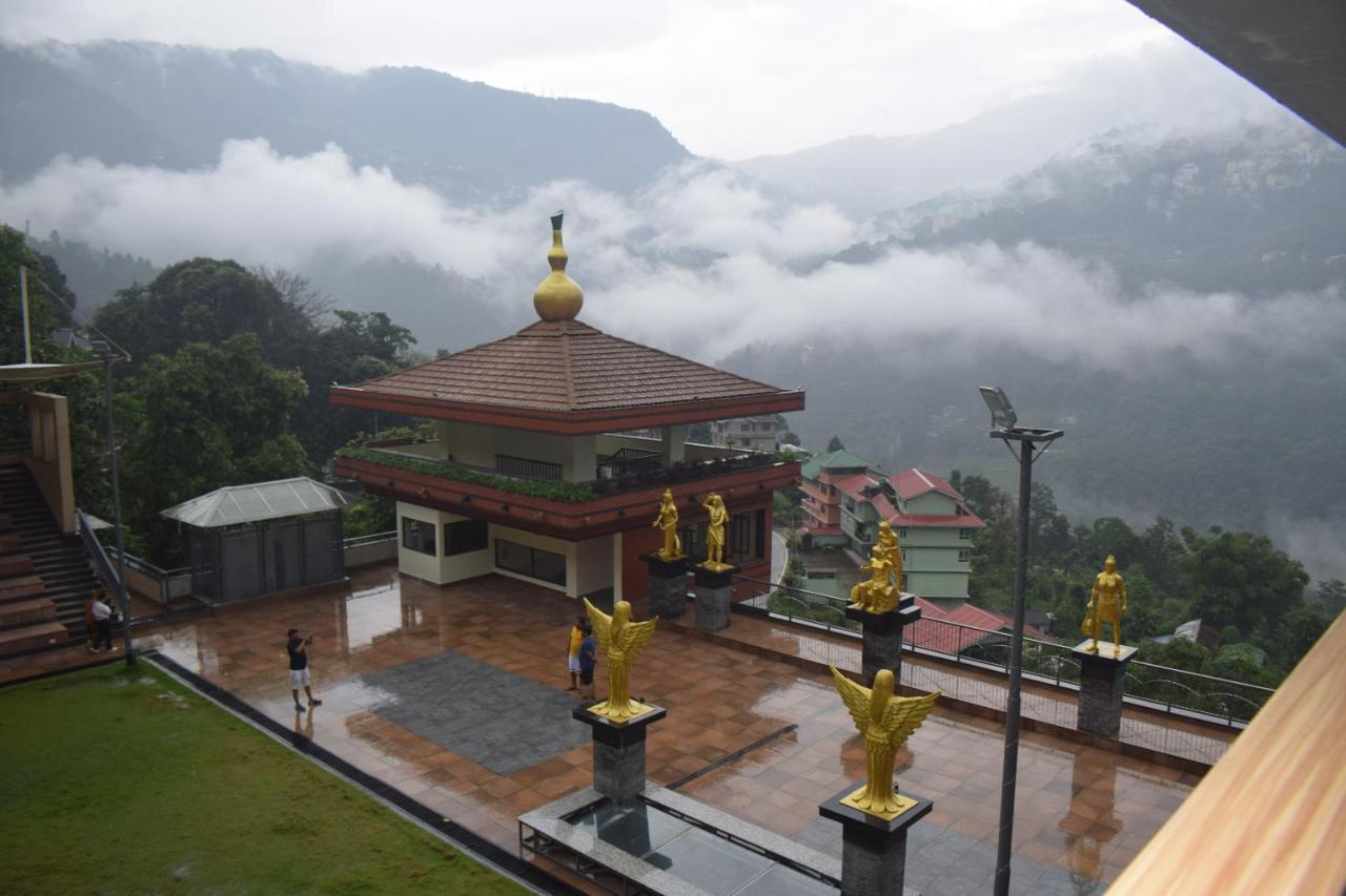 Oro Montana Hotels And Resort Gangtok Exterior foto
