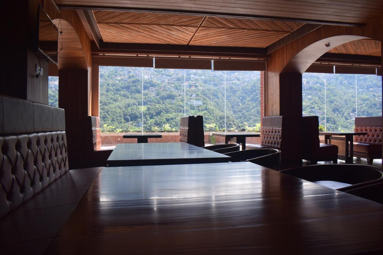Oro Montana Hotels And Resort Gangtok Exterior foto