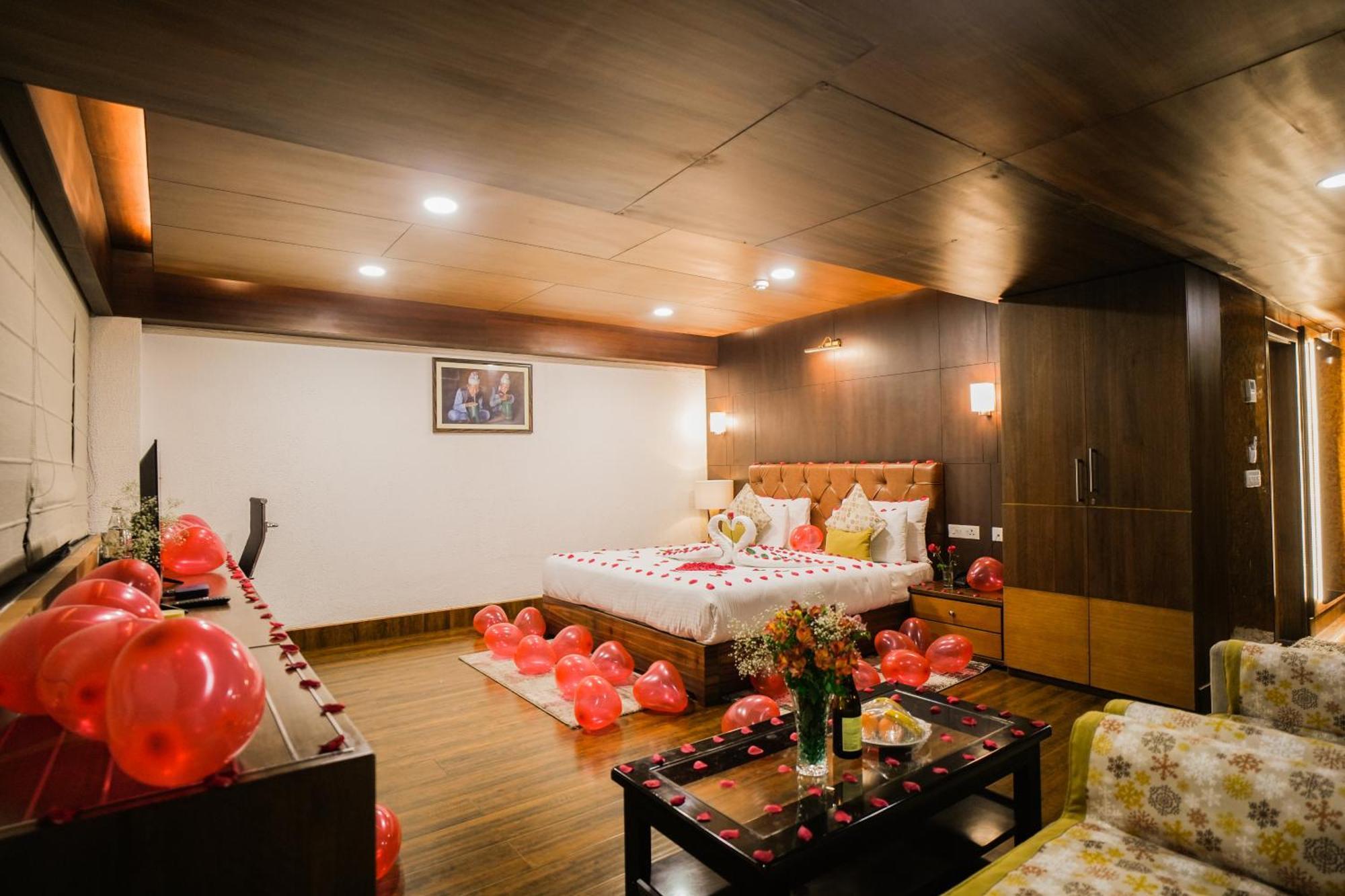 Oro Montana Hotels And Resort Gangtok Exterior foto